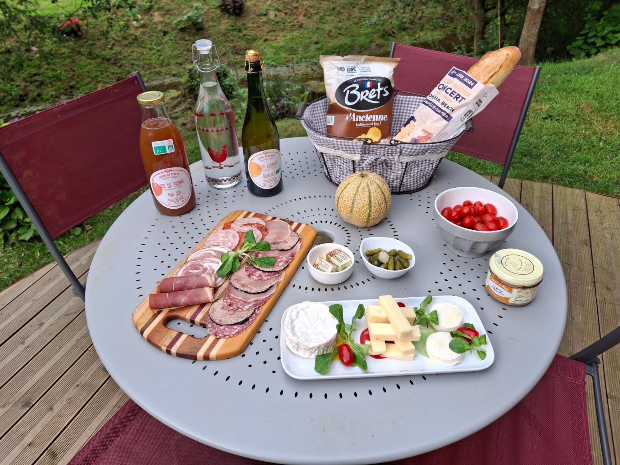 Vila L'Authentique Tonneau A Cidre D'Emma Litteau Exteriér fotografie