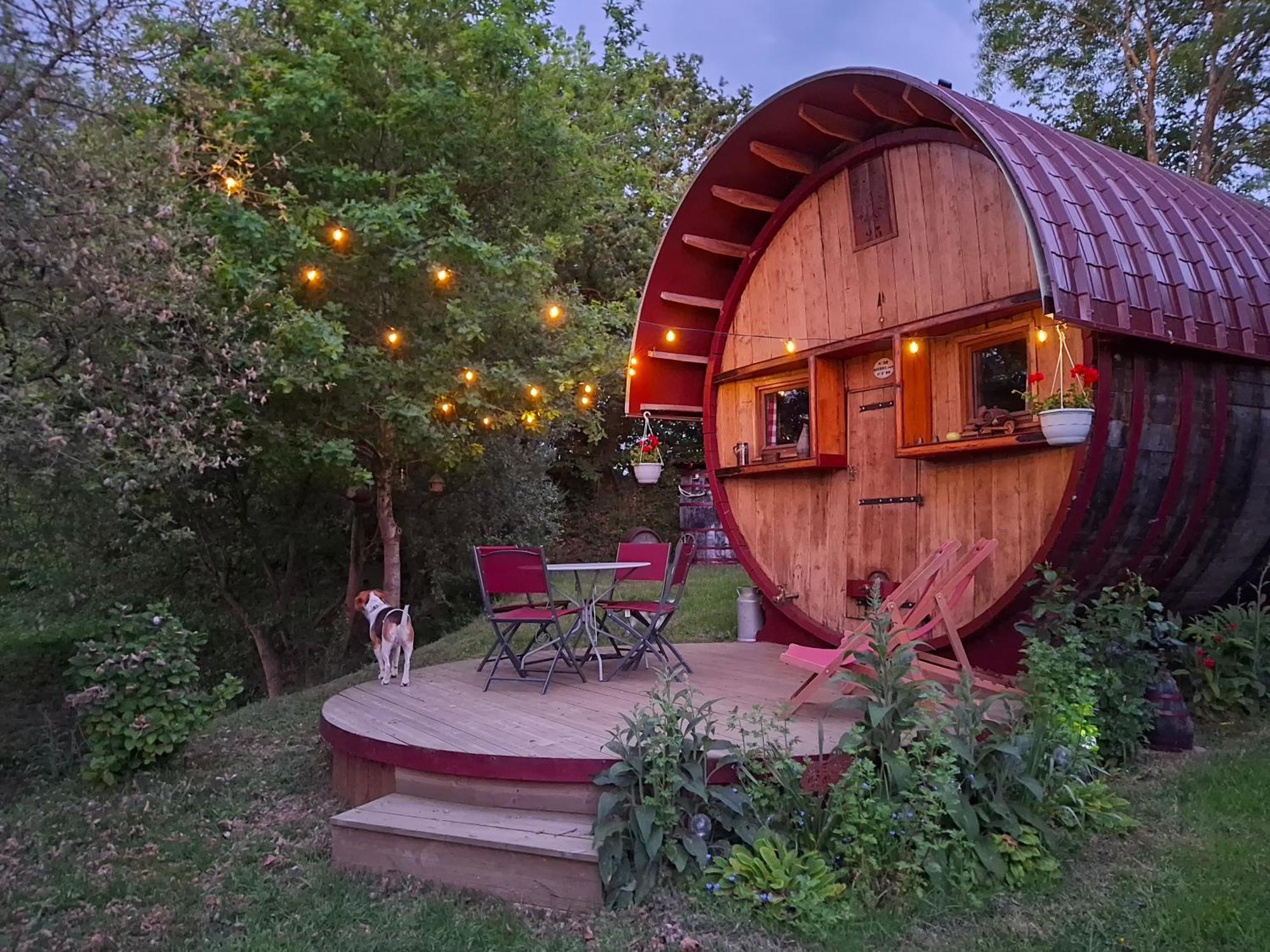 Vila L'Authentique Tonneau A Cidre D'Emma Litteau Exteriér fotografie